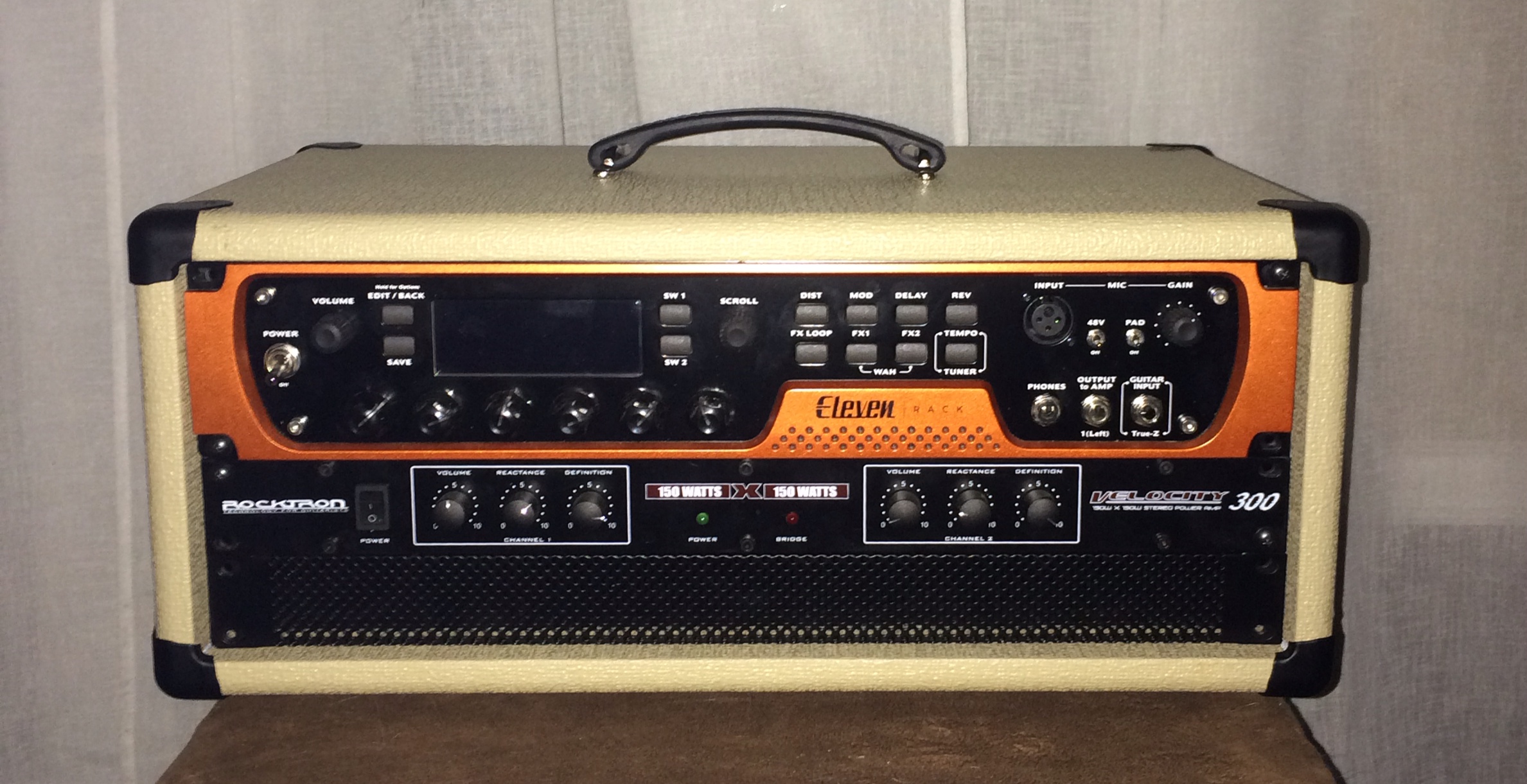 Smooth Blonde Fender Dogbone
